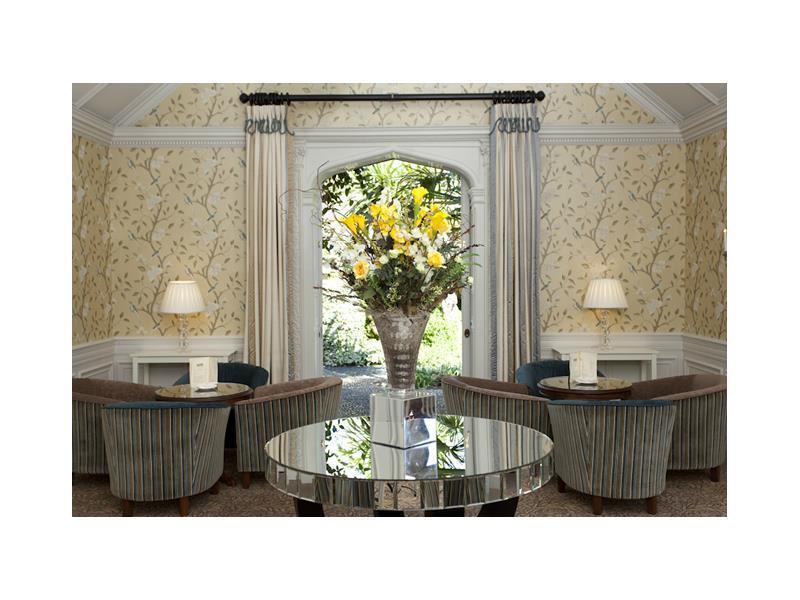 Warren House 4*