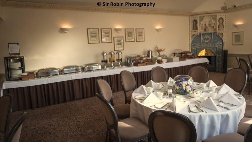Warren House 4* Kingston upon Thames (Greater London)
