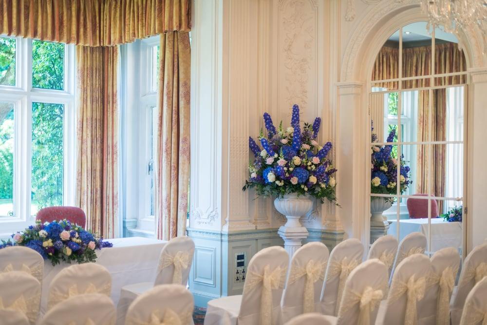 Warren House Hotel 4*